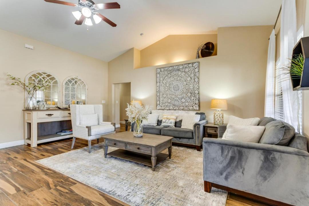 Photo of Livingroom in Brent