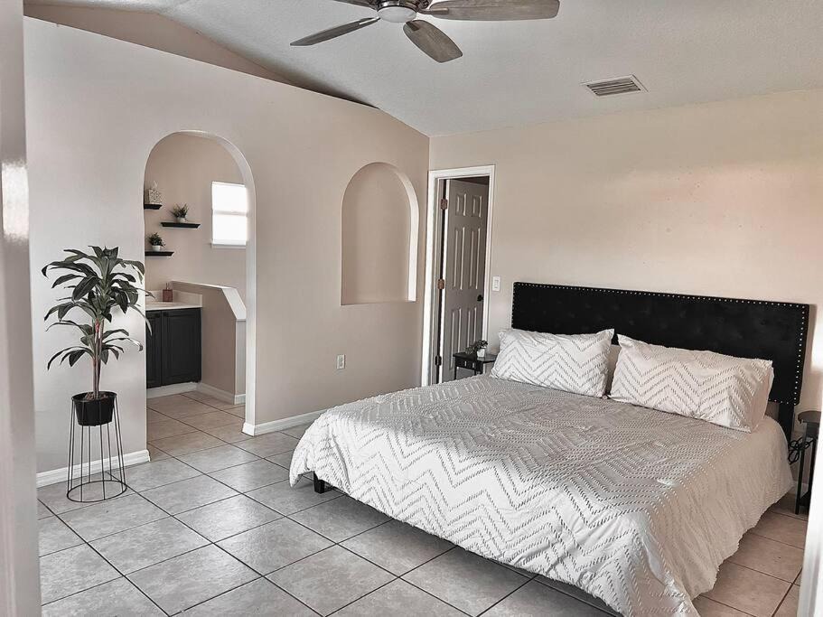 Photo of Bedroom in Poinciana