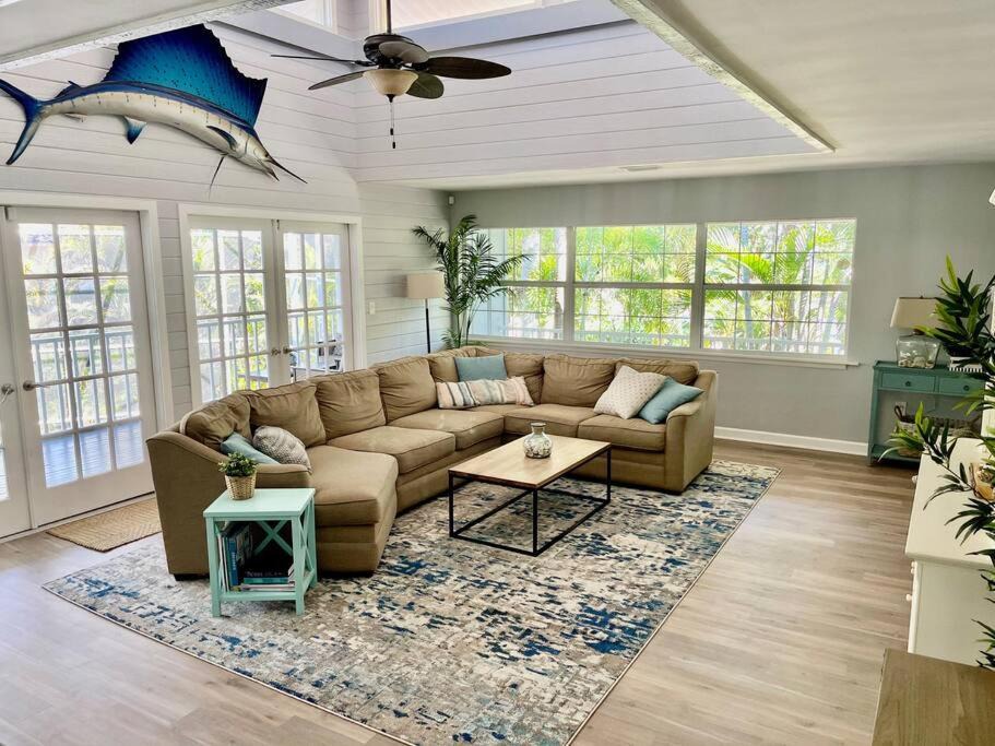 Photo of Livingroom in Bay Isle