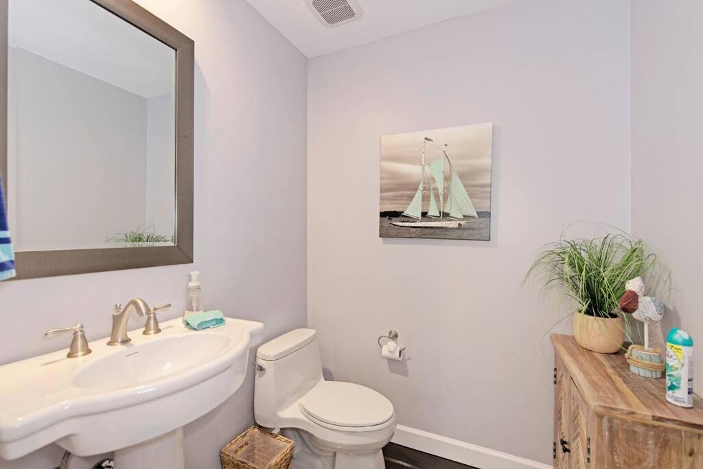 Photo of Bathroom in Bay Isle