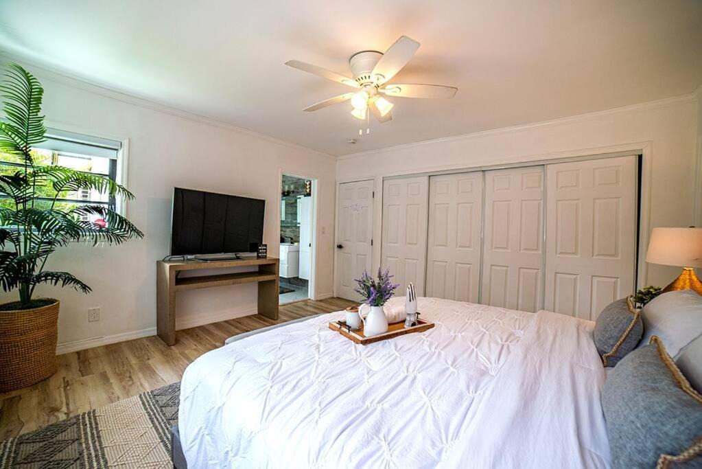 Photo of Bedroom in Pinecrest