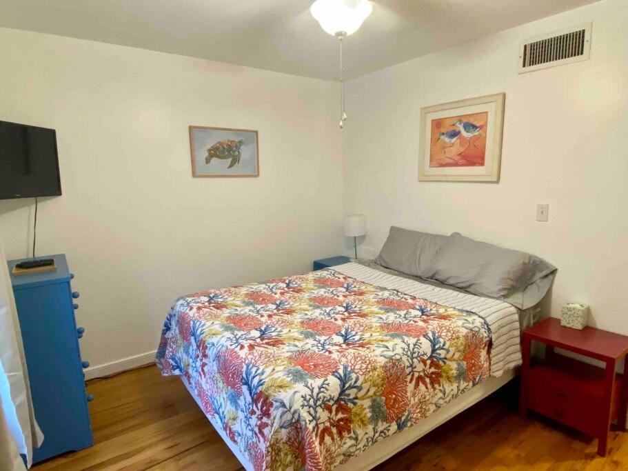 Photo of Bedroom in Indian Harbour Beach