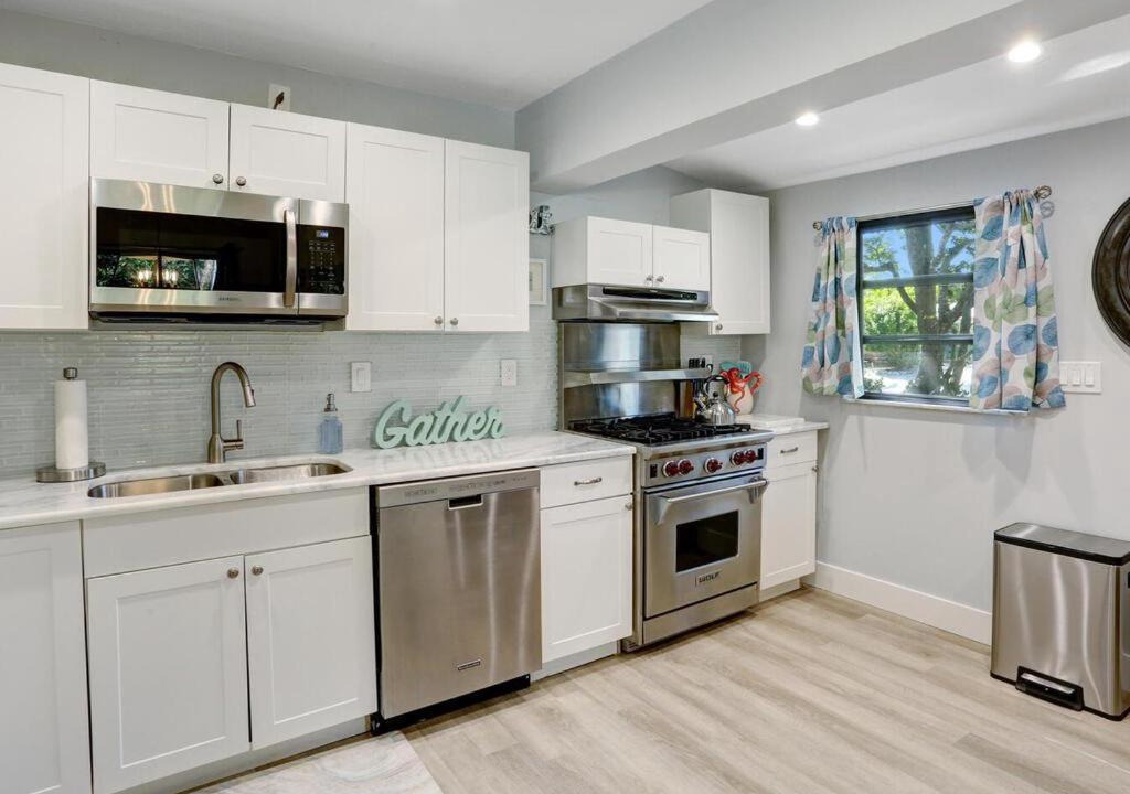 Photo of Kitchen in Lake Park