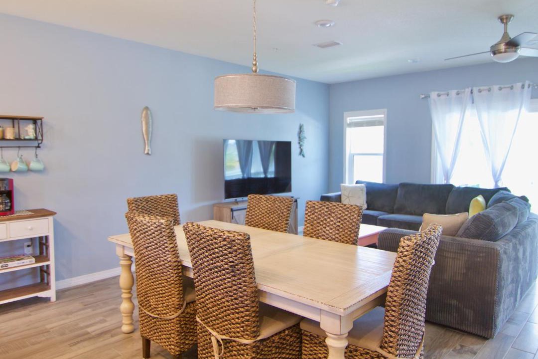 Photo of Livingroom in Ono Island
