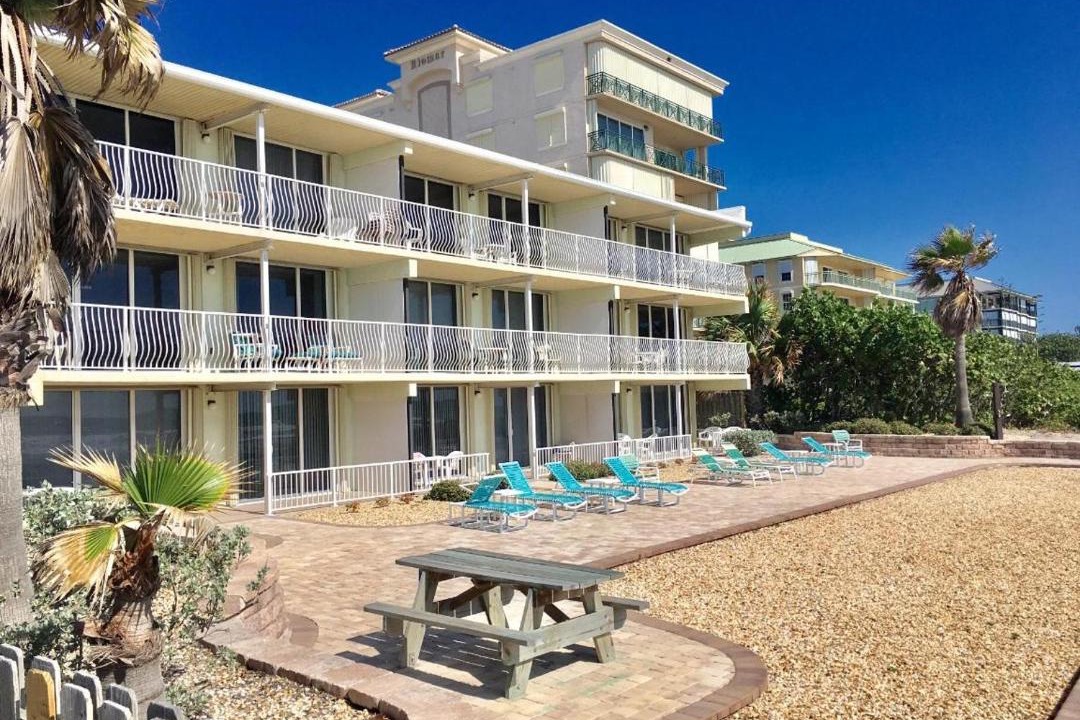 Photo of Patio Balcony in Crescent Beach