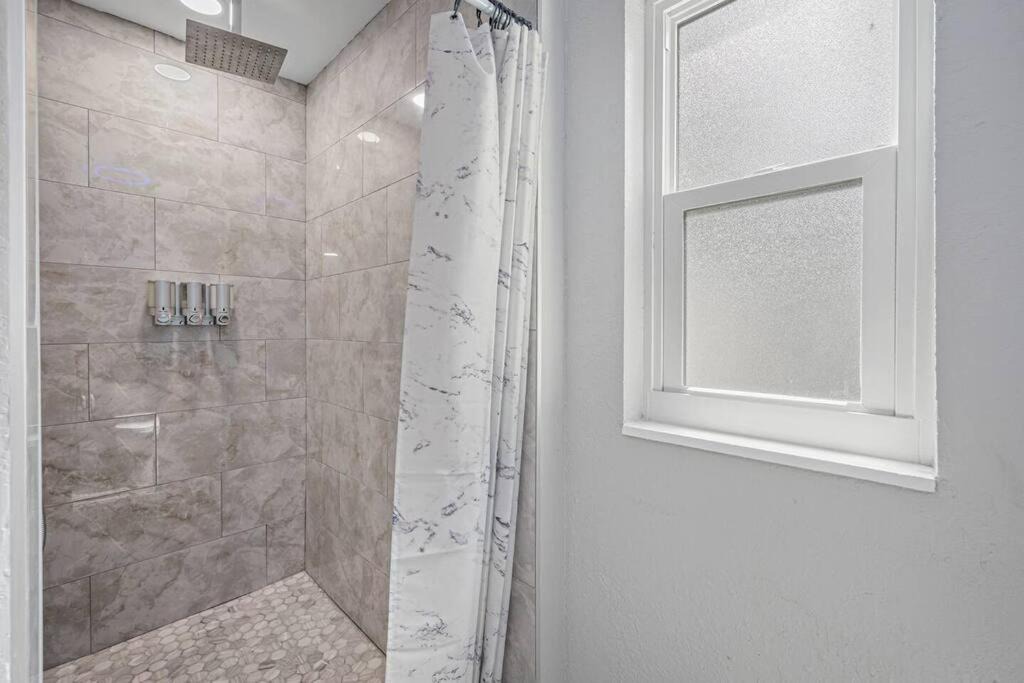 Photo of Bathroom in Lake Magdalene