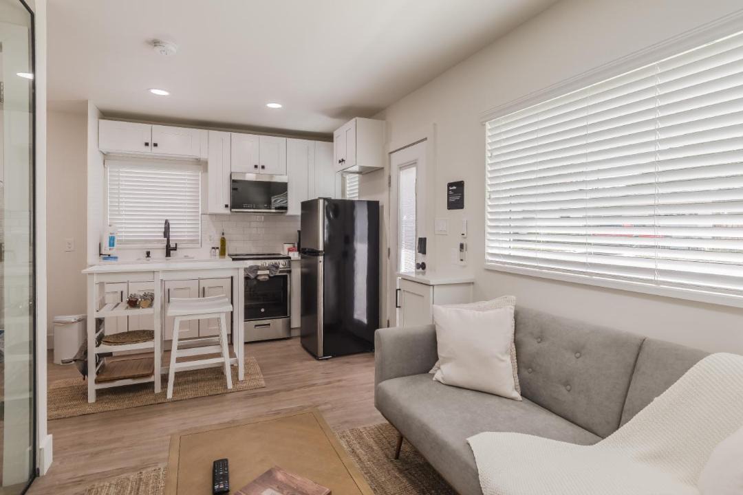 Photo of Livingroom in College Park