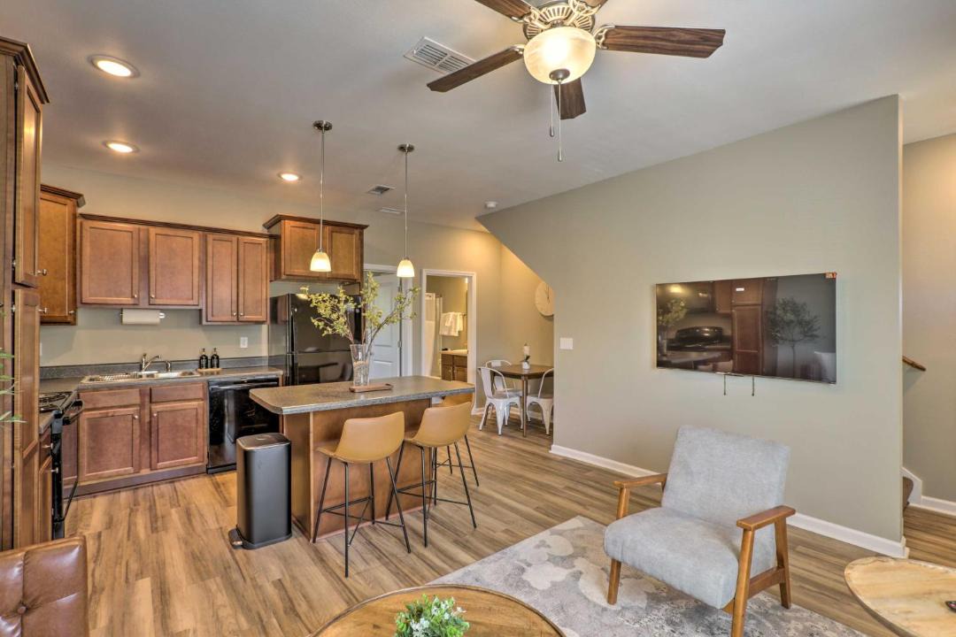 Photo of Livingroom in Tallahassee