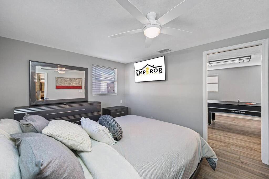 Photo of Bedroom in Bay Crest Park