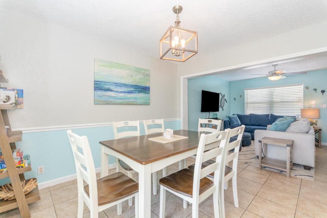 Photo of Livingroom in Chandler Park