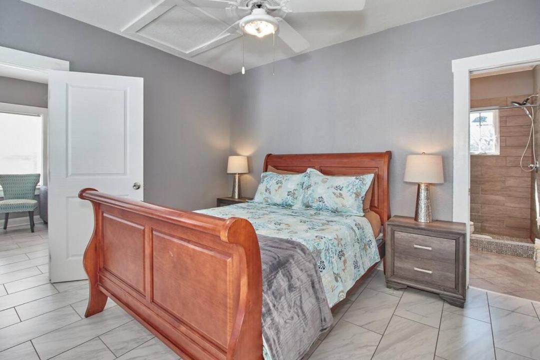 Photo of Bedroom in Oakford Park
