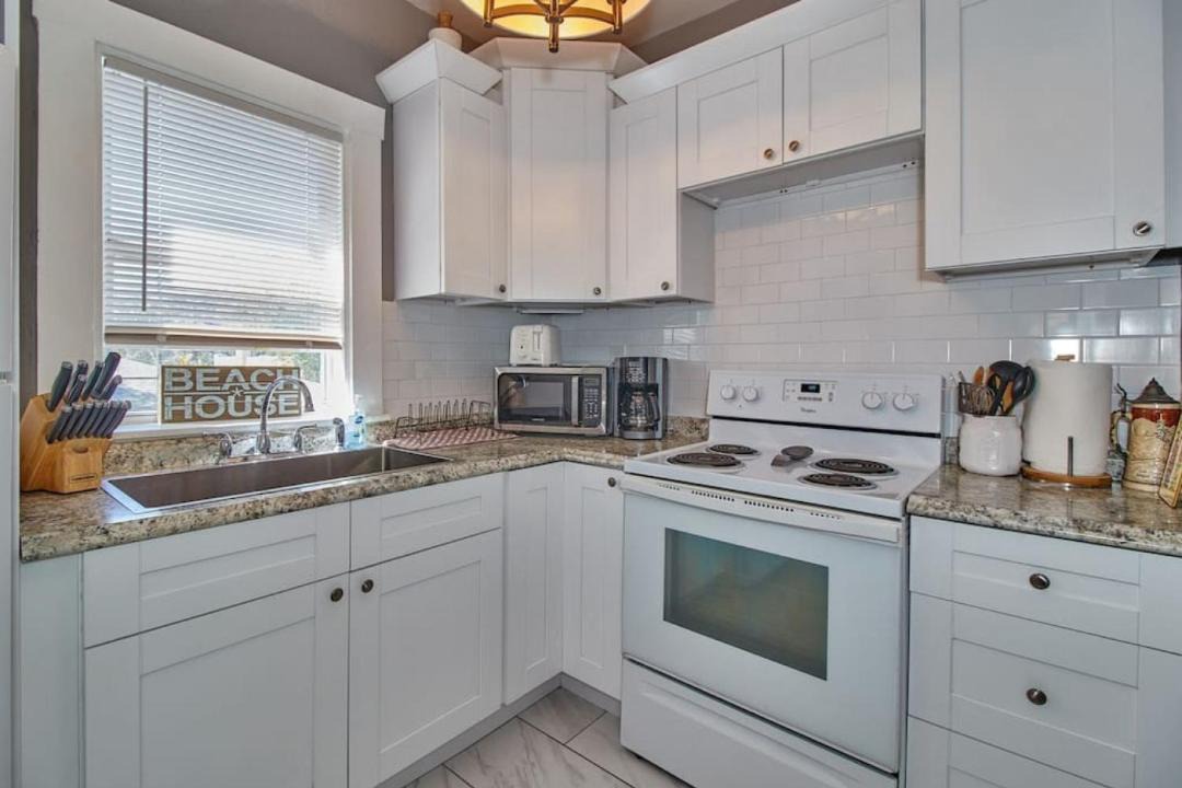 Photo of Kitchen in Oakford Park