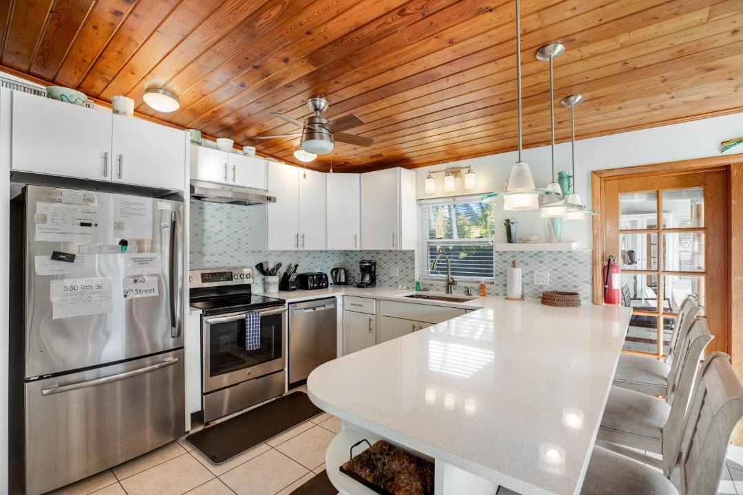 Photo of Kitchen in Key Colony Beach