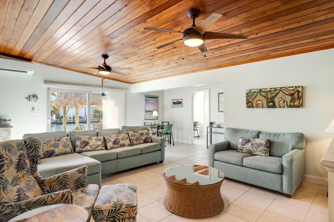 Photo of Livingroom in Key Colony Beach
