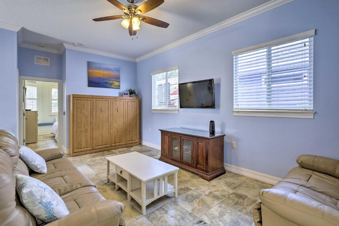 Photo of Livingroom in Titusville