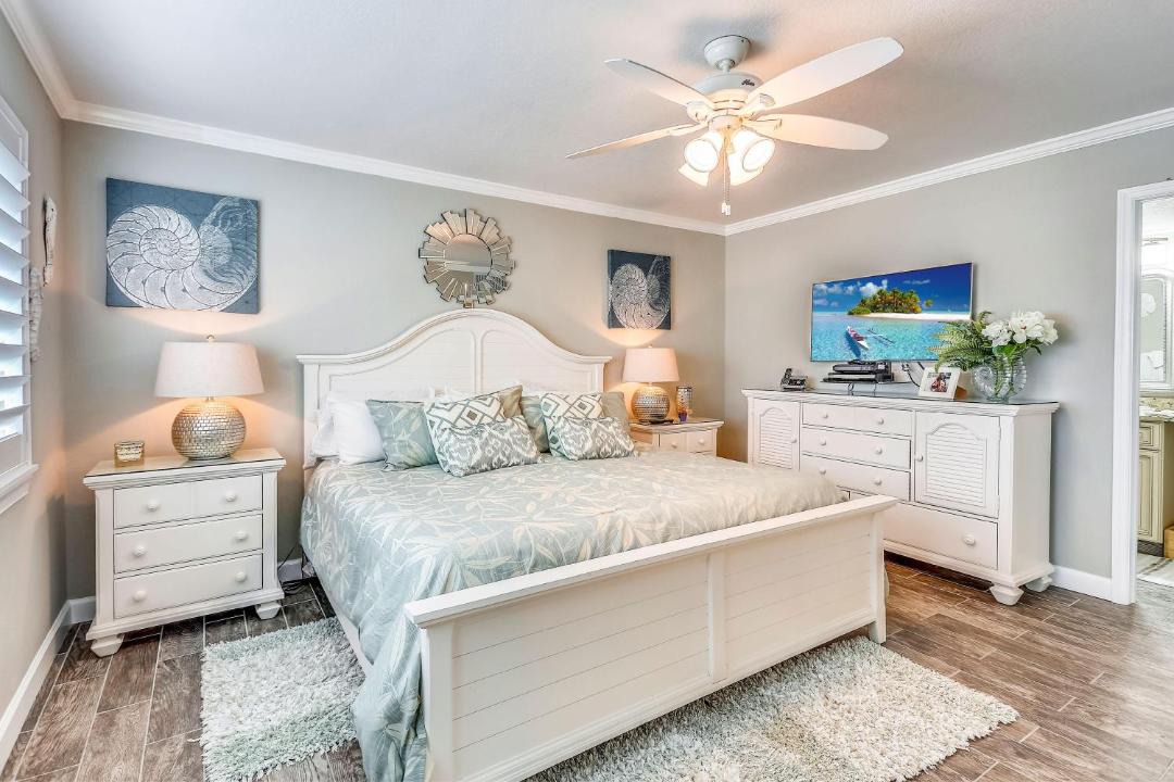 Photo of Bedroom in Sunset Beach