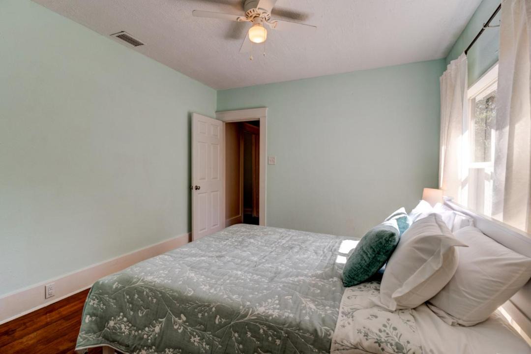 Photo of Bedroom in Holly Hill