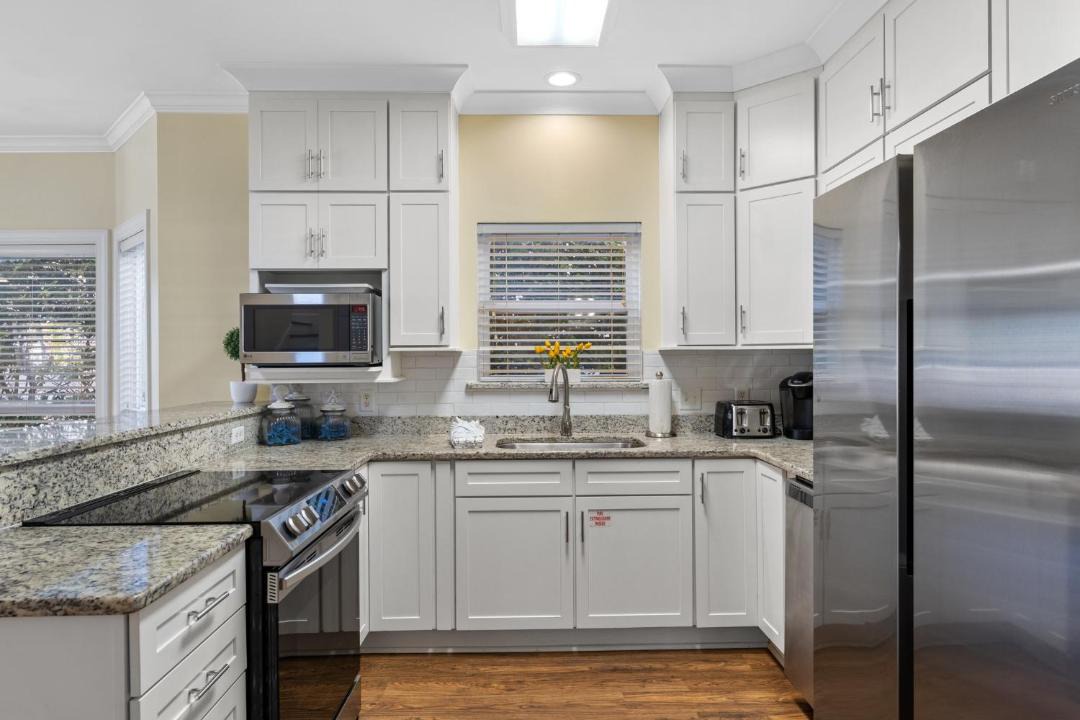 Photo of Kitchen in Crystal Shores