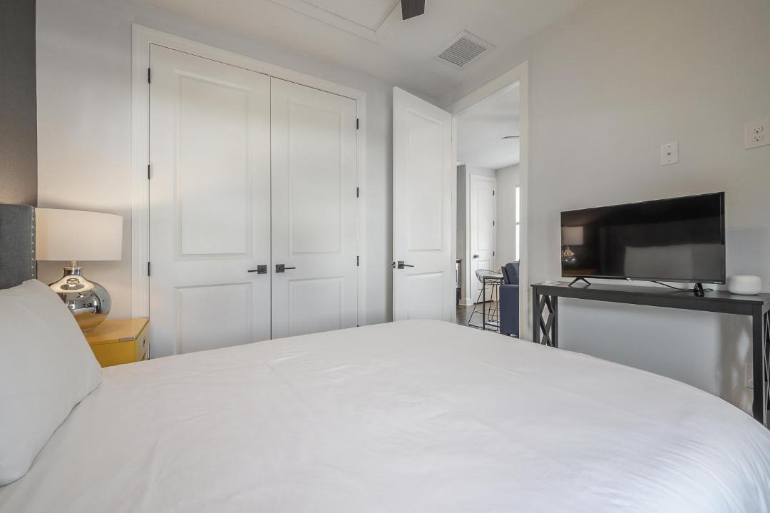 Photo of Bedroom in Courier City - Oscawana