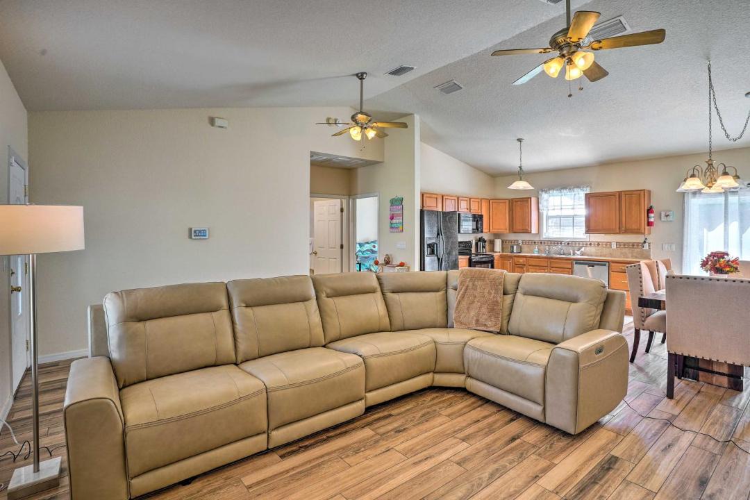 Photo of Livingroom in Sebring