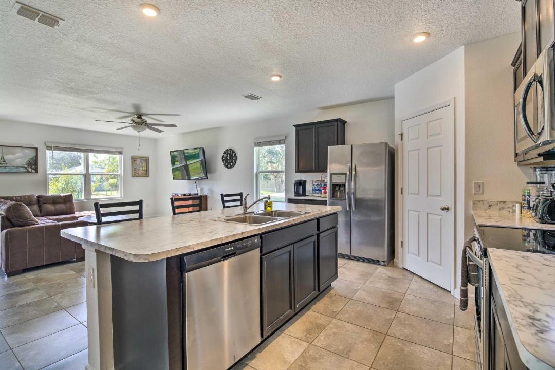 Photo of Kitchen in Sebastian Highlands