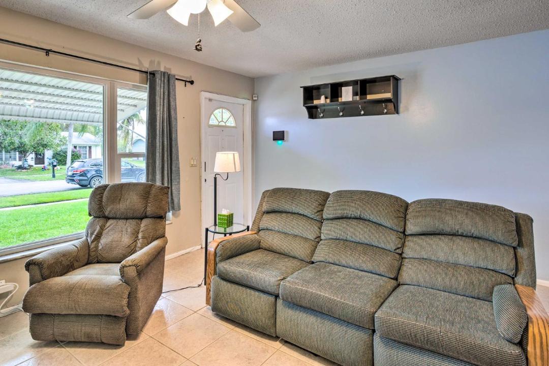 Photo of Livingroom in Port Saint Lucie