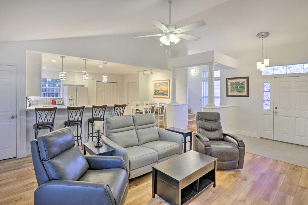 Photo of Livingroom in Tallahassee
