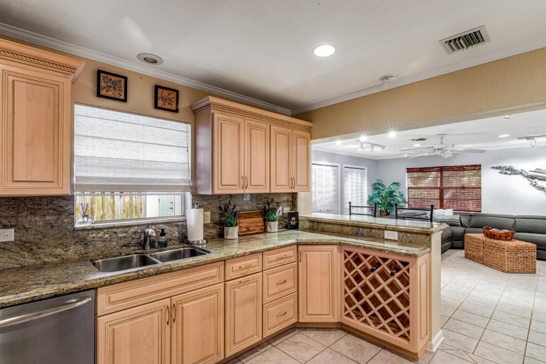 Photo of Kitchen in Marathon