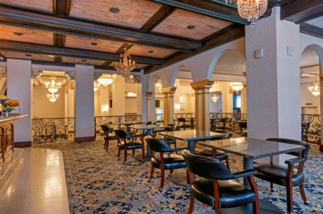 Photo of Livingroom in Downtown Tampa