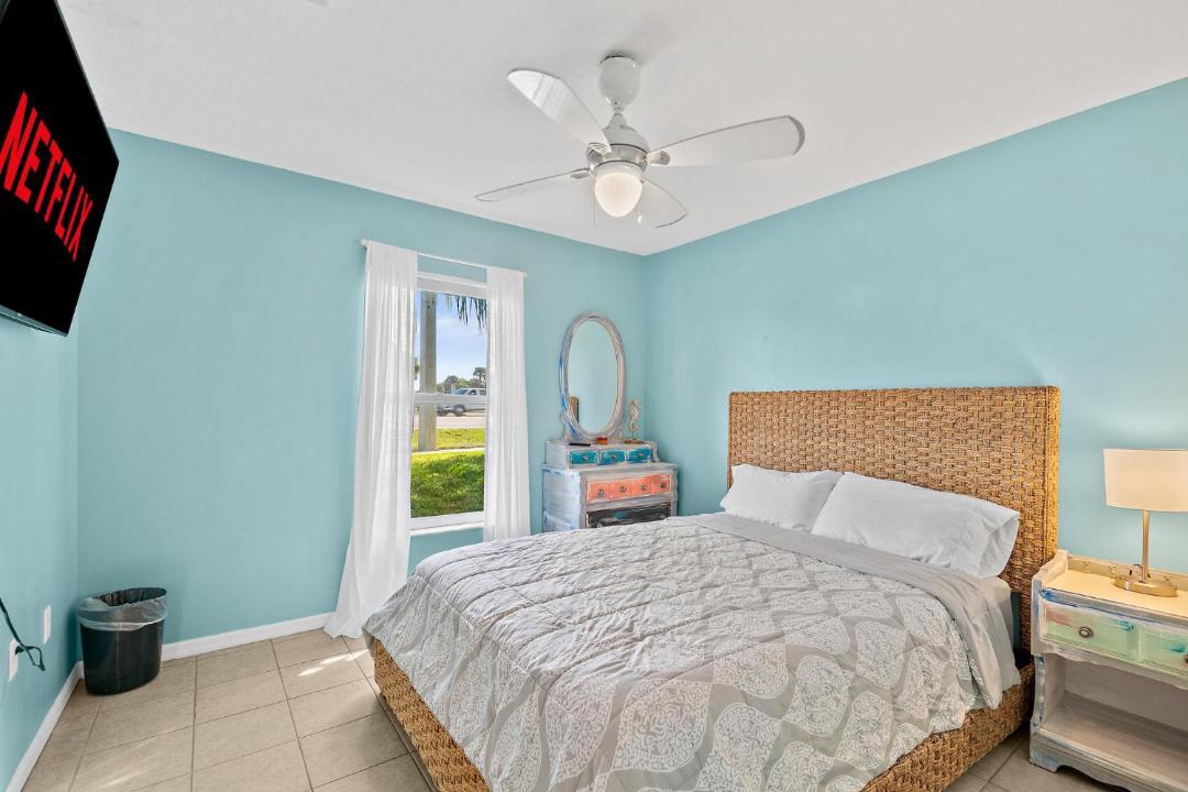 Photo of Bedroom in Indialantic