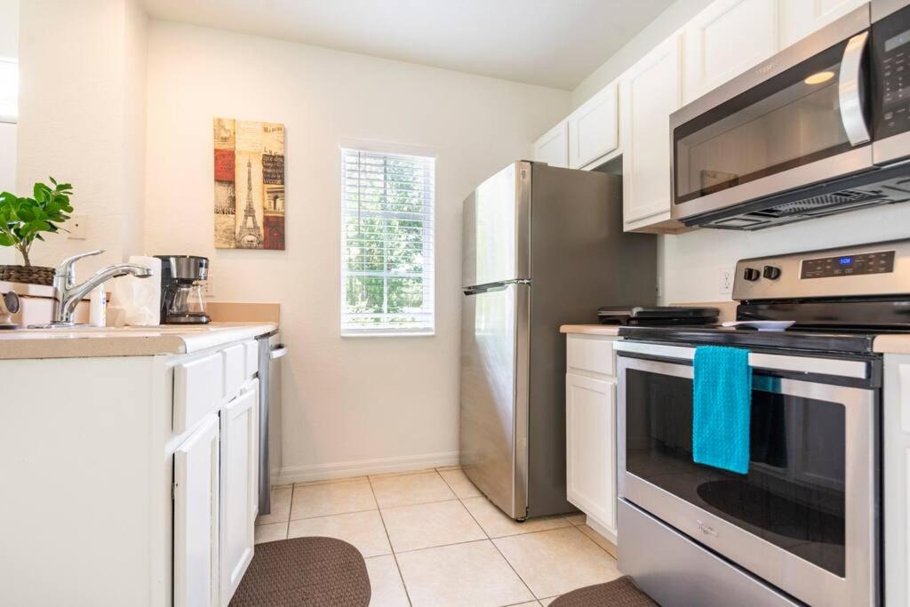 Photo of Kitchen in Venetian Bay Villages