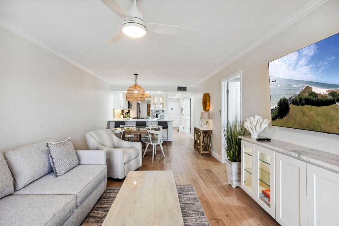 Photo of Livingroom in Sunset Beach