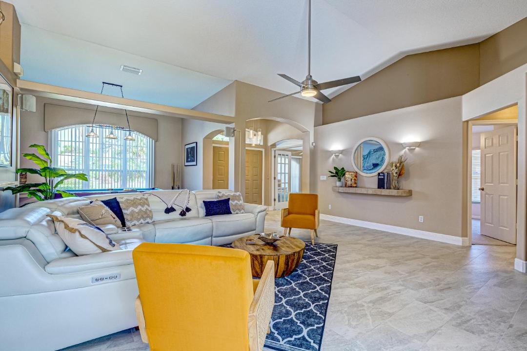 Photo of Livingroom in Sebastian Highlands