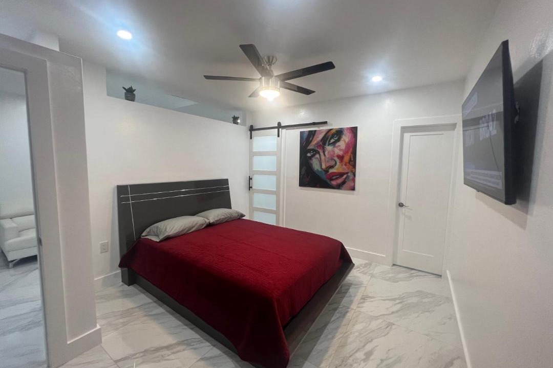 Photo of Bedroom in San Carlos Park