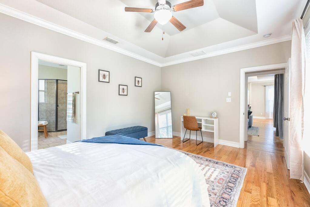 Photo of Bedroom in Tallahassee