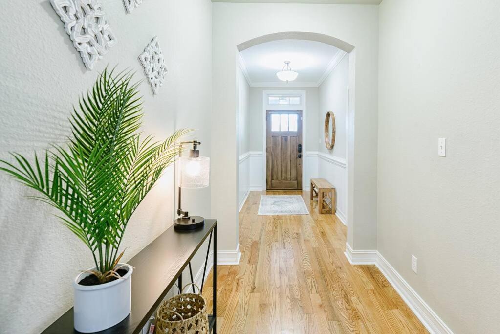 Photo of Livingroom in Tallahassee