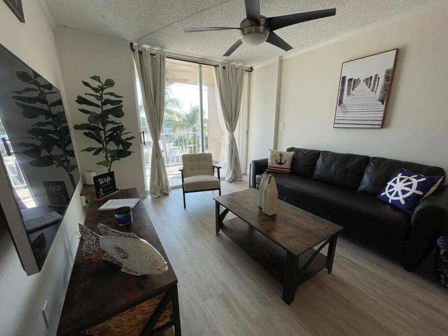 Photo of Livingroom in Islamorada