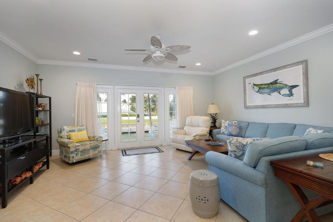 Photo of Livingroom in Indigo Reef Marina Homes