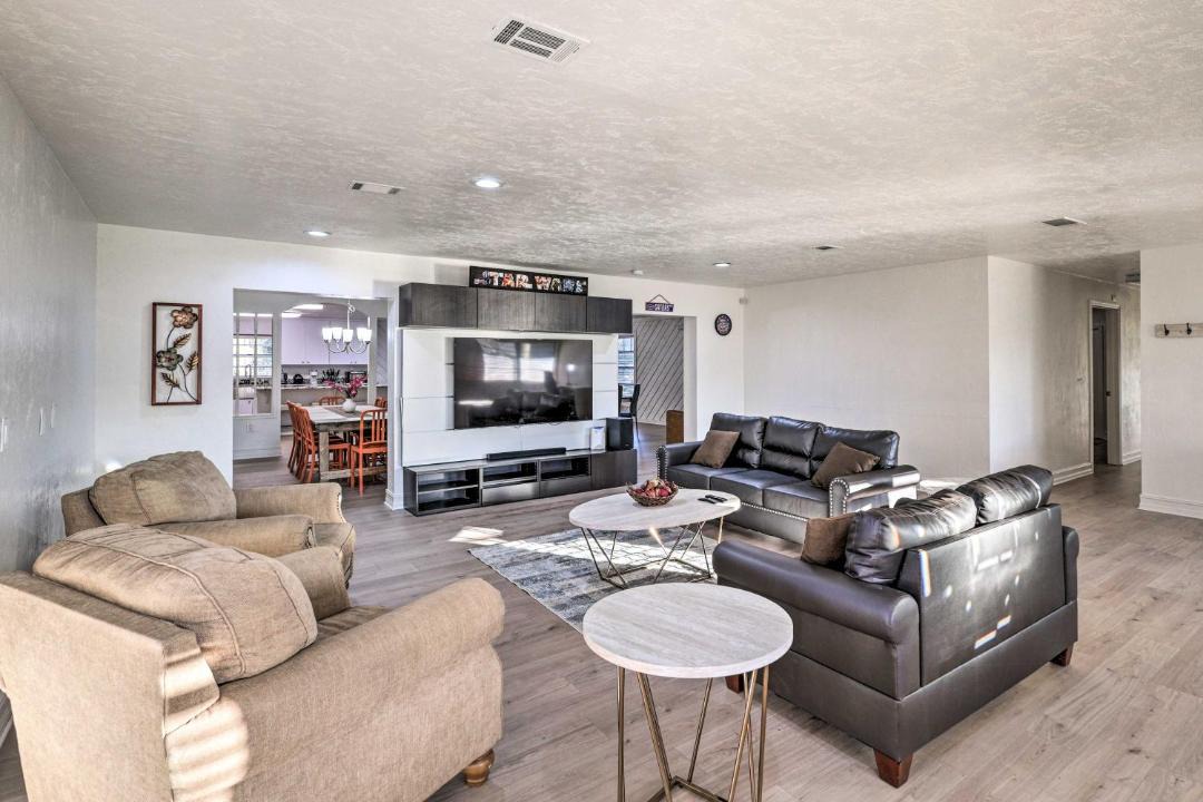 Photo of Livingroom in Gainesville
