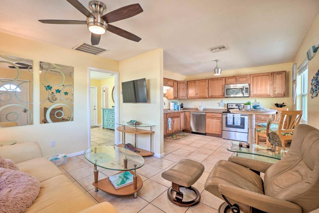 Photo of Livingroom in Downtown Dunedin