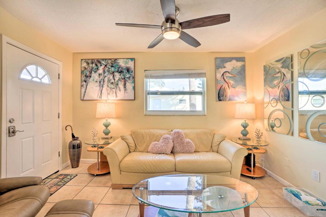 Photo of Livingroom in Downtown Dunedin