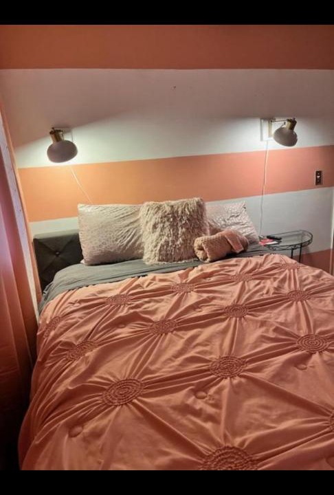 Photo of Bedroom in Lauderhill
