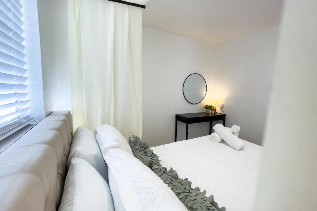 Photo of Bedroom in Port Tampa City