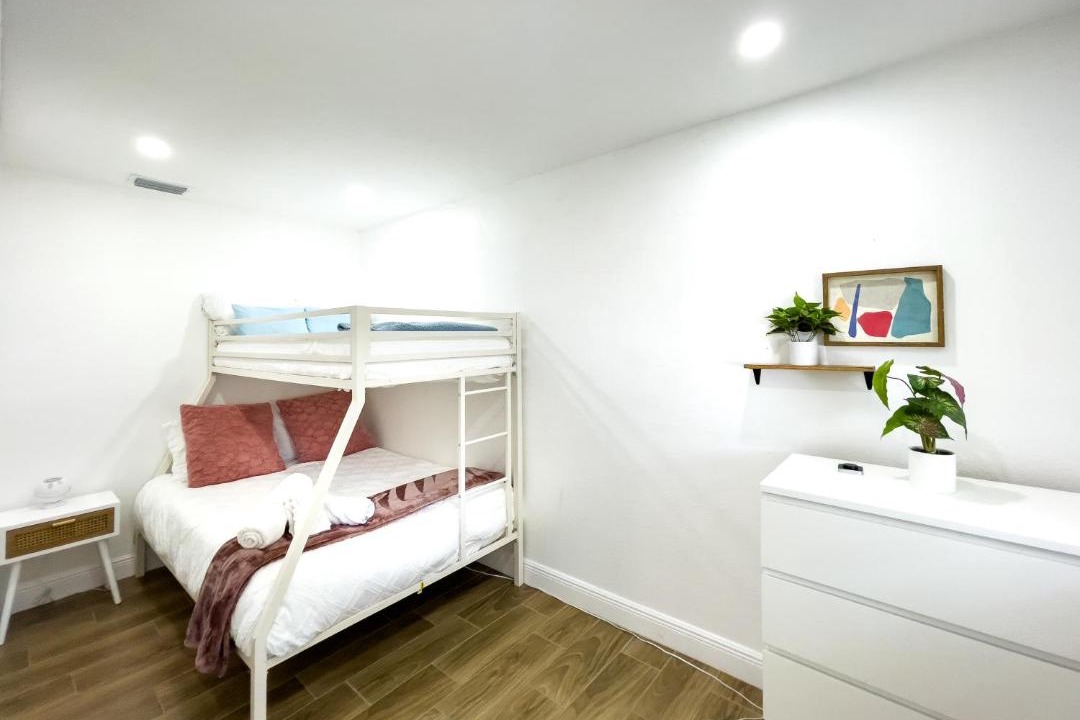 Photo of Bedroom in Port Tampa City