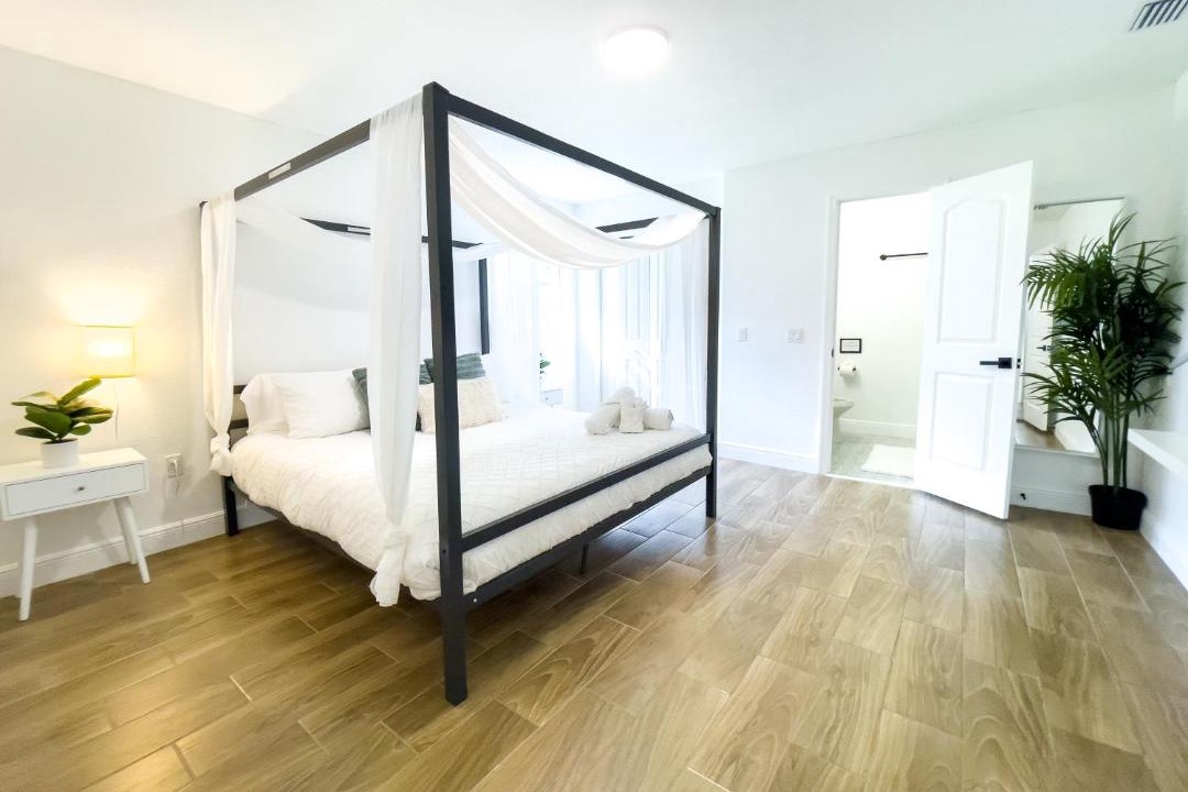 Photo of Bedroom in Port Tampa City