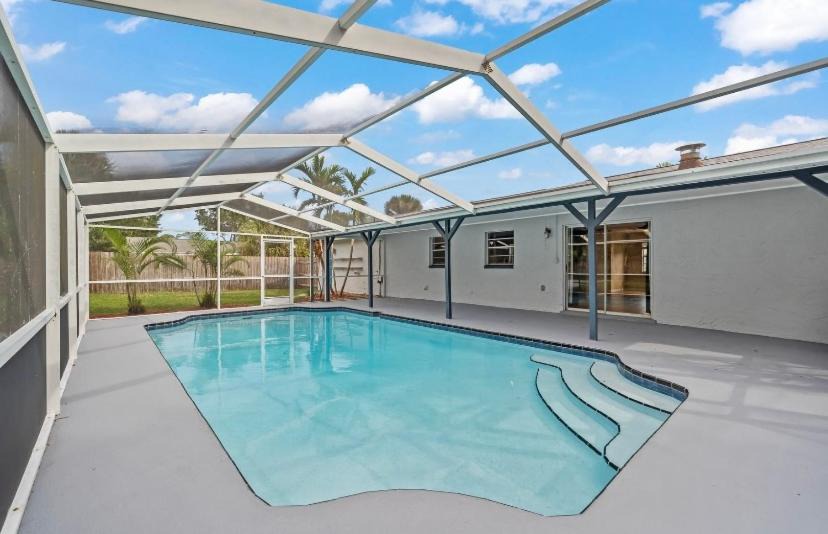 Photo of Outdoor in West Melbourne