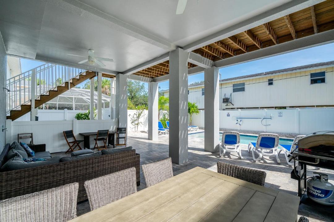 Photo of Patio Balcony in Mid Island