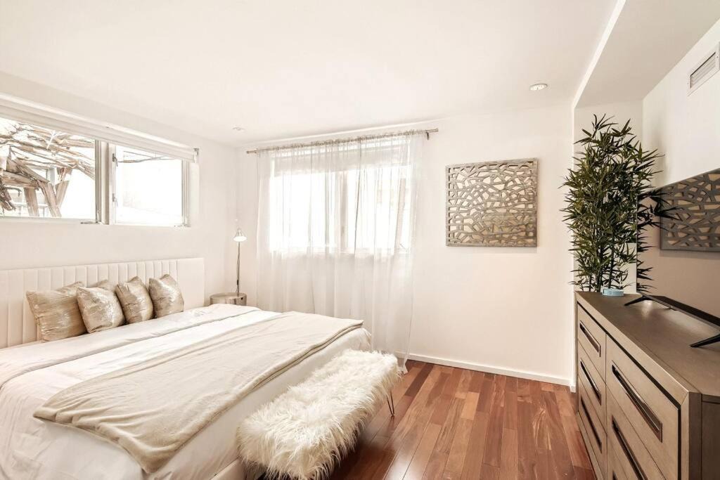 Photo of Bedroom in West Avenue