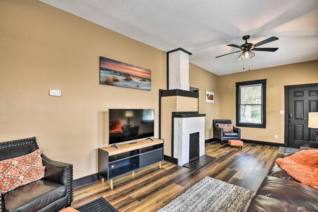 Photo of Livingroom in DeLand