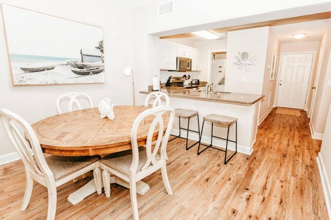 Photo of Livingroom in Waterside Village